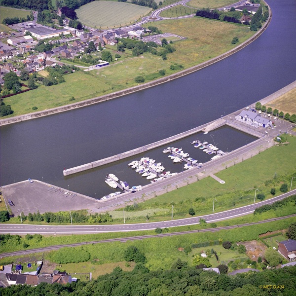 Fichier:Port de Statte1.jpg